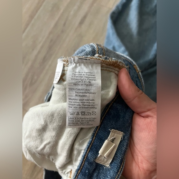 Madewell Women’s The Momjean in Melva Wash - Size 26 - Picture 4 of 12